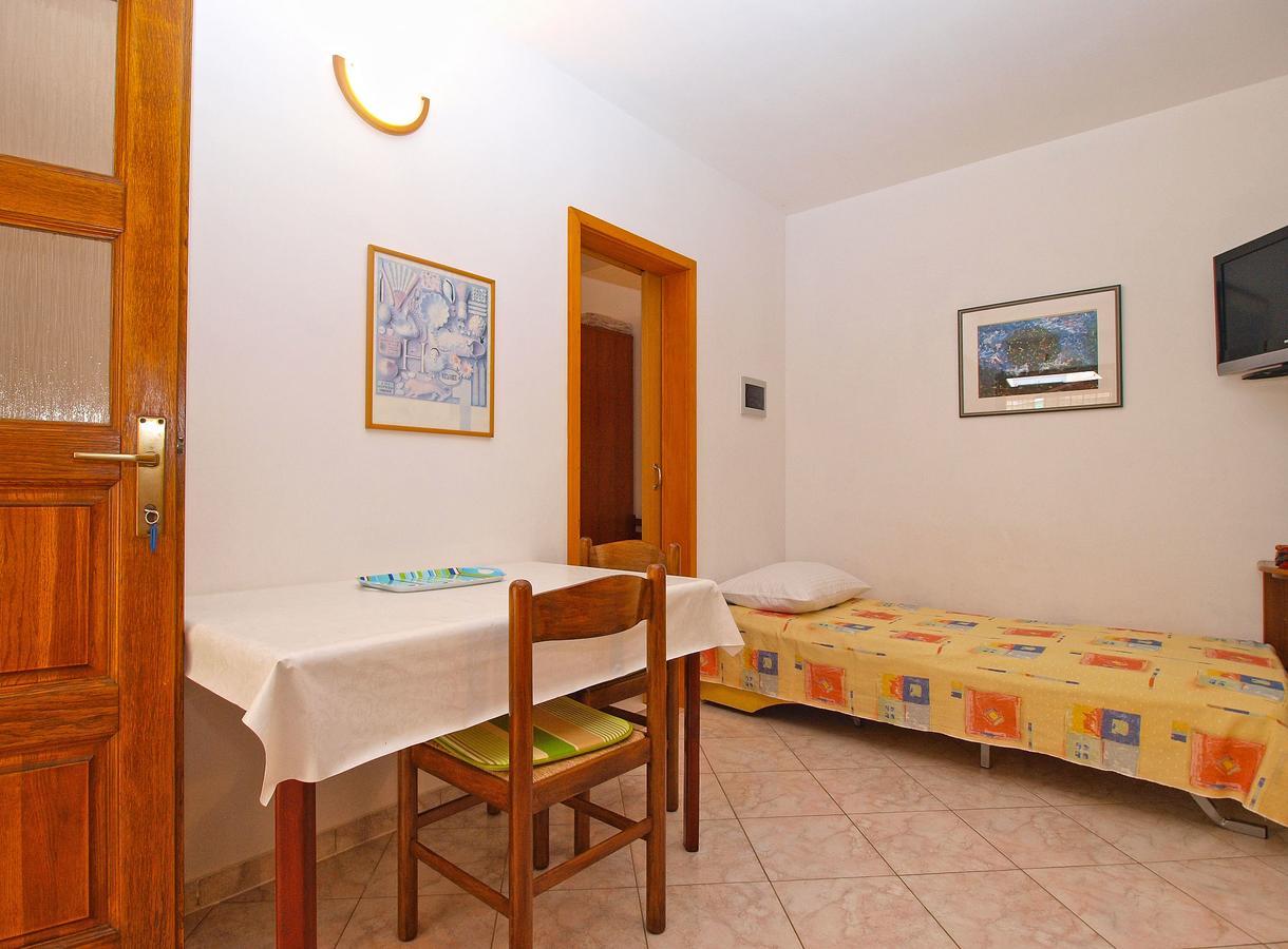 Elda 1455 * Fažana