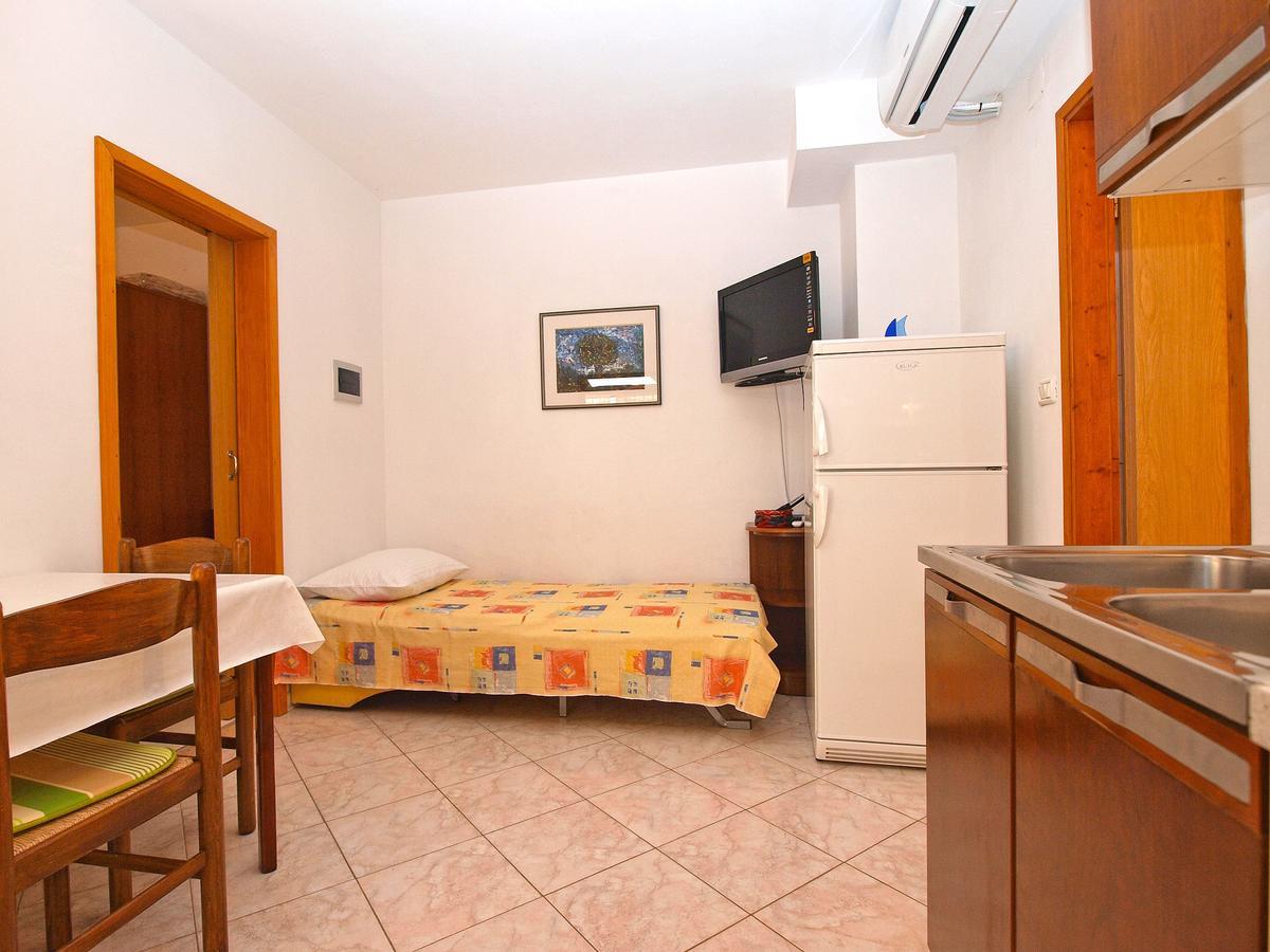 Apartman Elda 1455 *